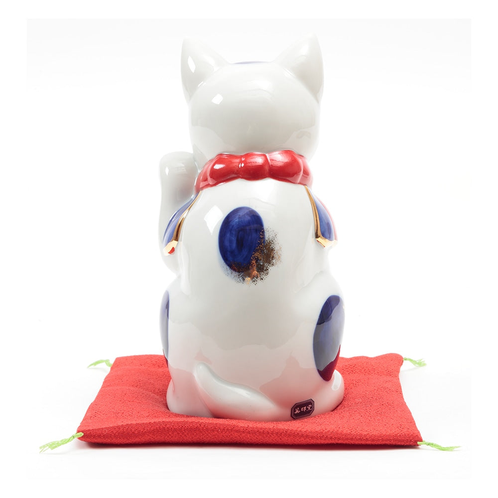 porcelain beckoning cat　Seto ware　7753