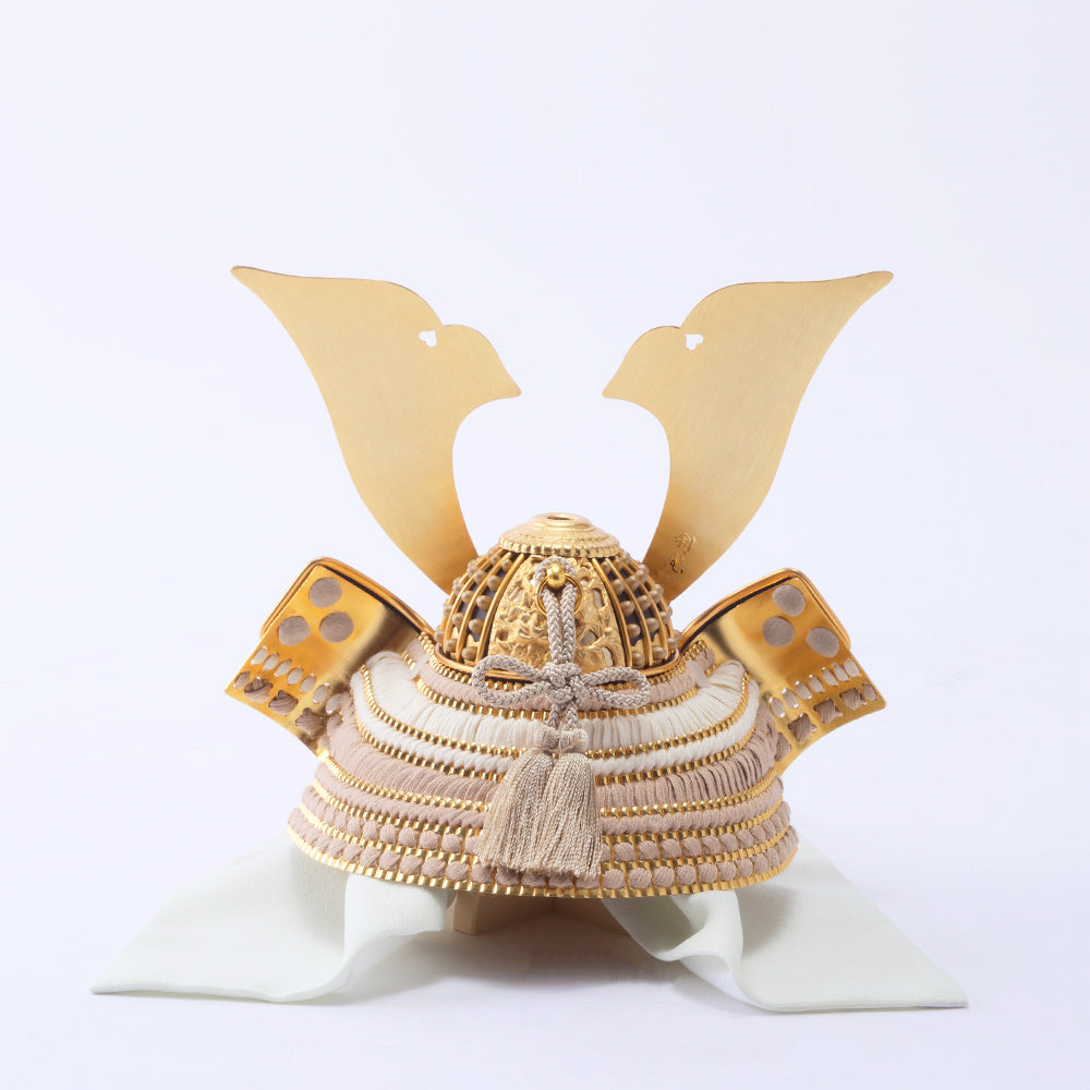Kabuto Helmet Display – 6GR-K11-S by Toshimitsu Suzuki