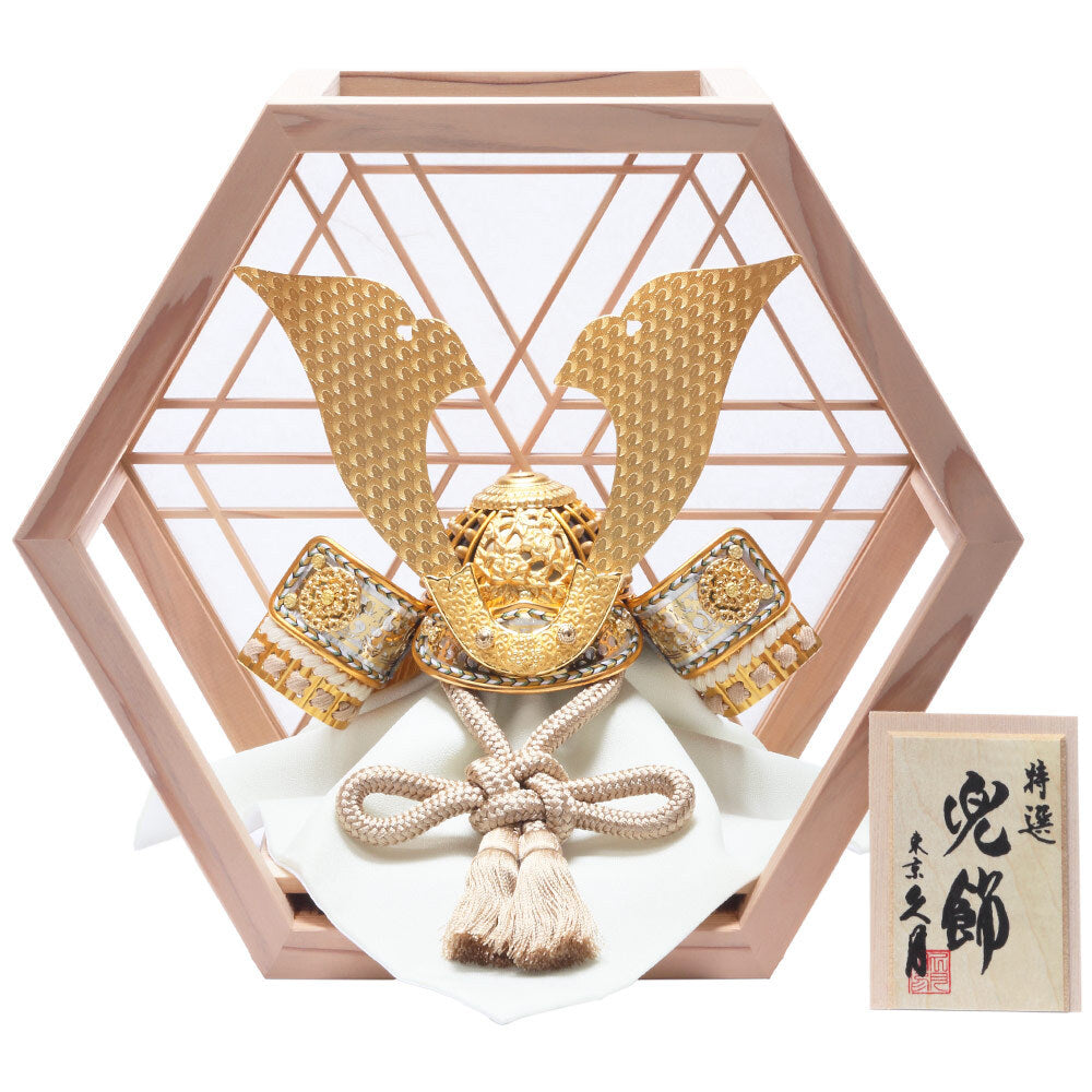 Kabuto Helmet Display – 6GR-K11-S by Toshimitsu Suzuki