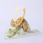 Kabuto Helmet Display – 6GR-K13-S by Toshimitsu Suzuki
