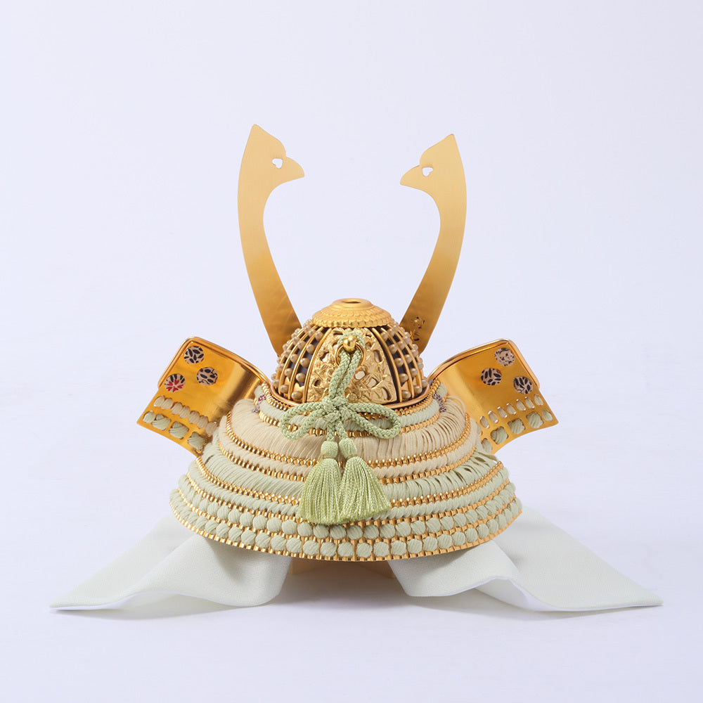 Kabuto Helmet Display – 6GR-K13-S by Toshimitsu Suzuki