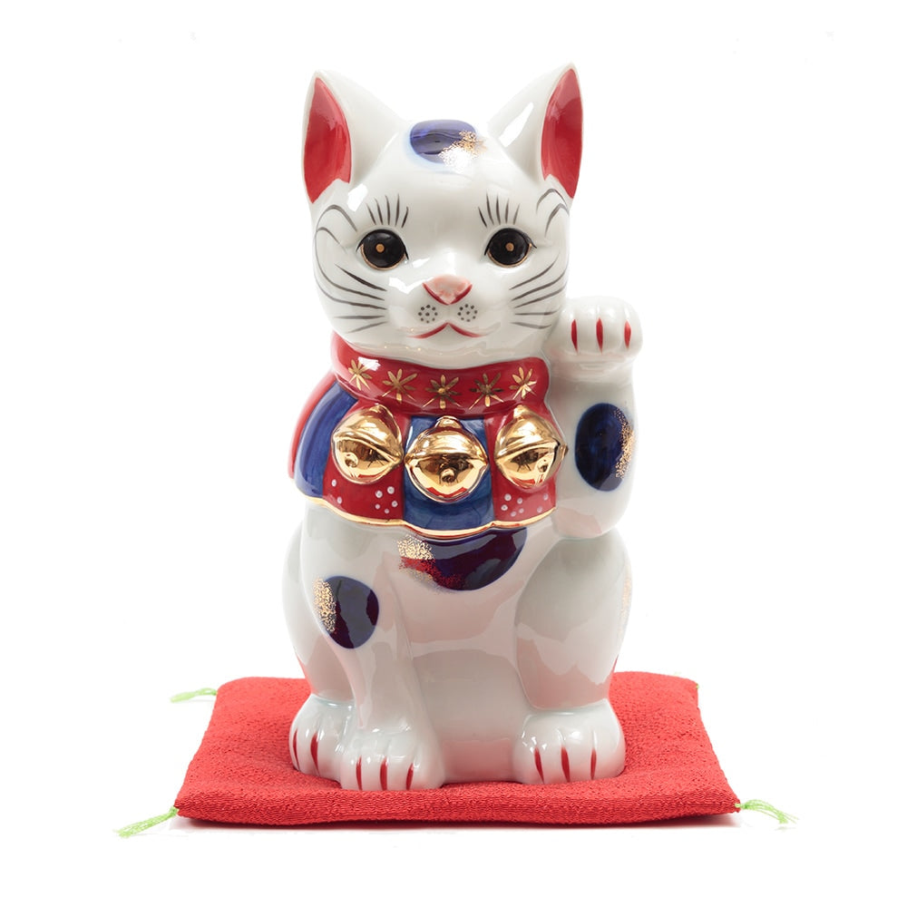 porcelain beckoning cat　Seto ware　7752