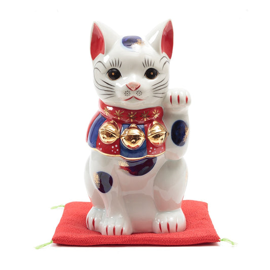 porcelain beckoning cat　Seto ware　7752