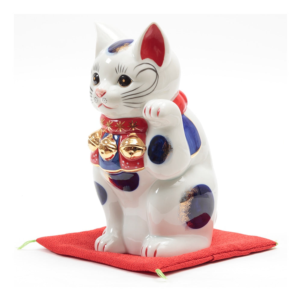 porcelain beckoning cat　Seto ware　7752